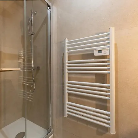 Charming 4 Stars Near Montmartre & Metro *