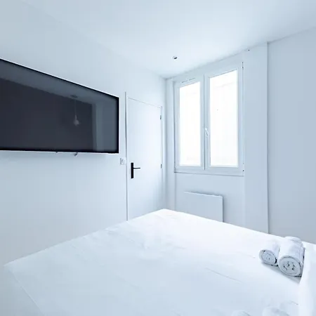 Charming 4 Stars Near Montmartre & Metro Lejlighed Paris