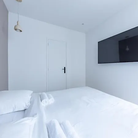 Charming 4 Stars Near Montmartre & Metro Lejlighed *